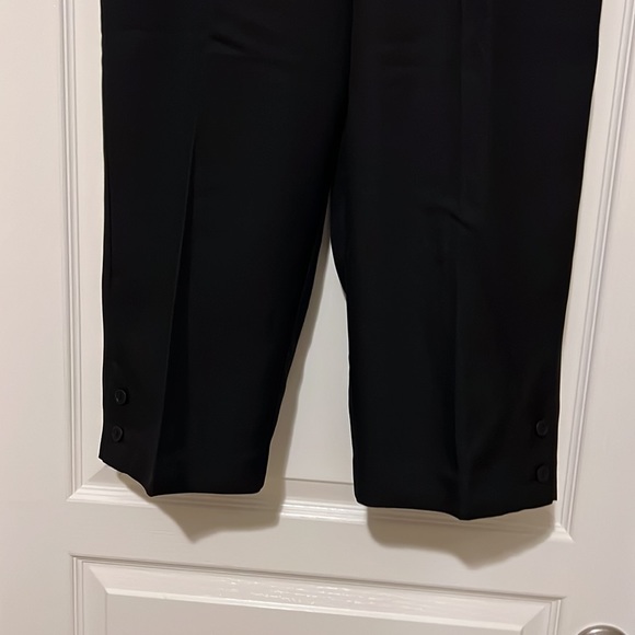 NWT Alfred Dunner Women's Classics Ponte Short Pants - Picture 5 of 12